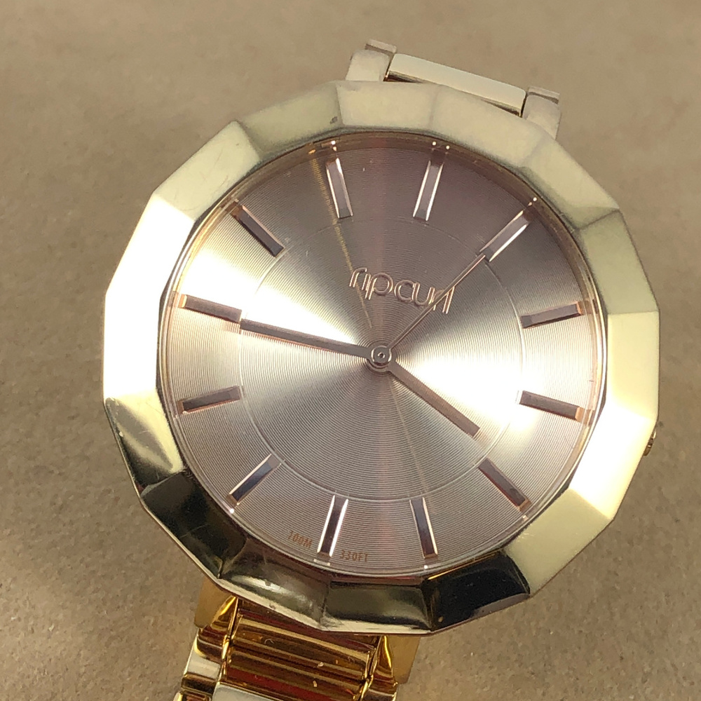 Rip Curl Sunrise Watch in a Shinny Rose Gold